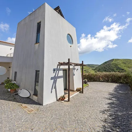 Amado Villa